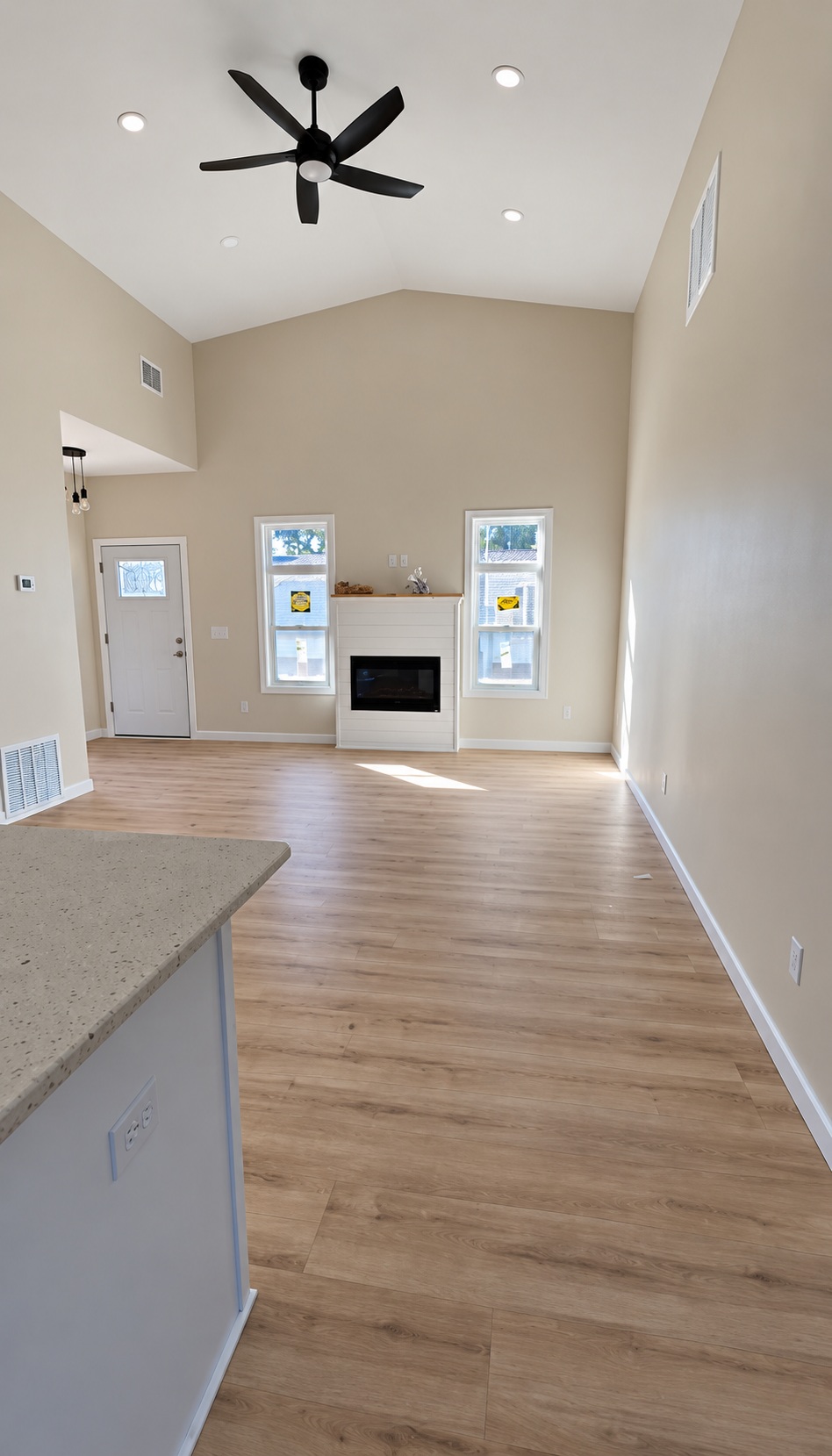 White farmhouse living room fireplace
